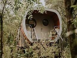Cozy Treehouse Retreat in Overijssel
