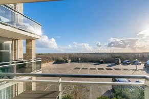 2 Person Apartment With Island View