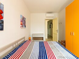 Apartment With air Conditioning and sea Views