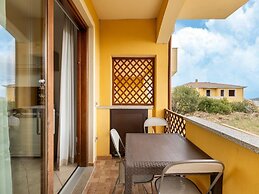 Apartment With air Conditioning and sea Views