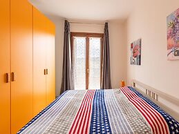 Apartment With air Conditioning and sea Views