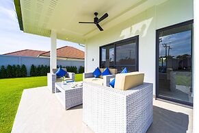 New Modern 3 Bedroom Villa MB35