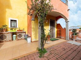Apt con Giardino, a 300-metre-tall Mare