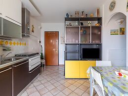 Apt con Giardino, a 300-metre-tall Mare