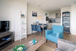 2 Person Apartment With Island View