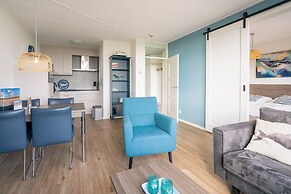 2 Person Apartment With Island View