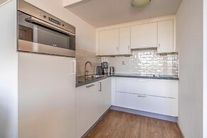 2 Person Apartment With Island View