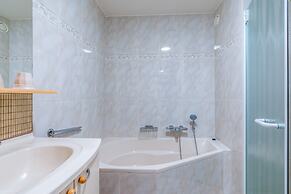 4-person Apartment With Island-sea View