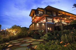 Sang Poy Cottage