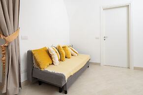 Citrus Garden House