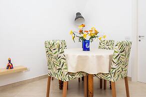 Citrus Garden House