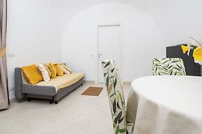 Citrus Garden House