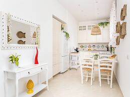 Citrus Garden House