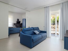 Blue Sky Luxury Palace