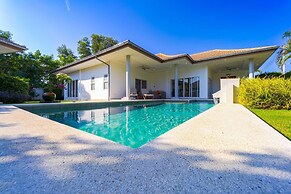 4 Bedroom Private Pool Villa MR51