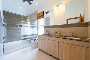 4 Bedroom Private Pool Villa MR51