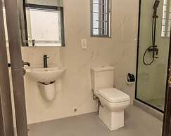 LUXURY APARTMENTS & HOMES