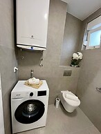 Salt & Stone-apartment with private pool