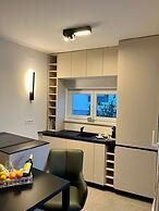 Salt & Stone-apartment with private pool