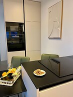 Salt & Stone-apartment with private pool