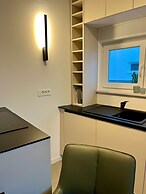 Salt & Stone-apartment with private pool