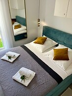 Salt & Stone-apartment with private pool