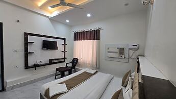 Girivar Dham