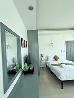 LimeTree Loft Guesthouse