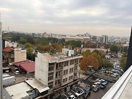 Hotel KONAK