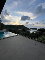 Yume 17 Sea View Villas