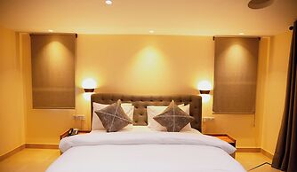 Momo's Hotel