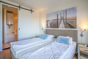 2 Person Apartment With Island View