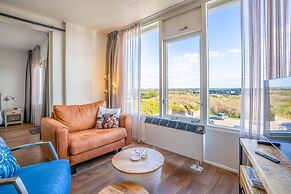 2 Person Apartment With Island View