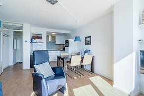 2 Person Apartment With Island View