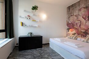Milan Royal Suites - Duomo Santo Stefano