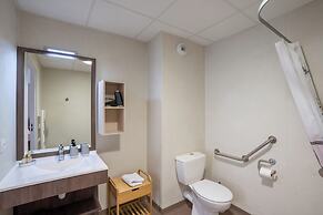Quality Suites Lyon L'Isle-d'Abeau