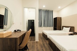 Cashew Inn