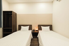 Cashew Inn