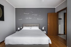 Bedetti Modern Flat by Wonderful Italy