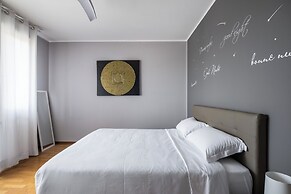Bedetti Modern Flat by Wonderful Italy