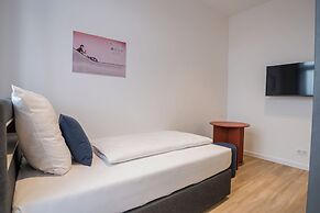 Homaris Rummelsburg Studios