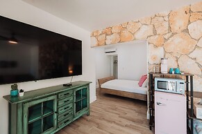 Guana Beach Inn