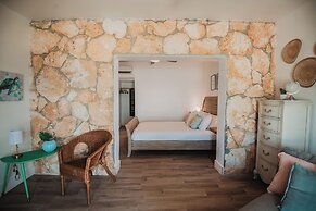 Guana Beach Inn