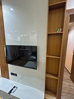 Apartment 5