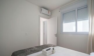 Apts in Building w/ Pool 120 m From the Beach - LTT