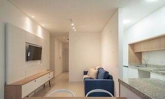 Apts in Building w/ Pool 120 m From the Beach - LTT