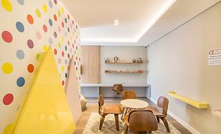 Apts in Building w/ Pool 120 m From the Beach - LTT