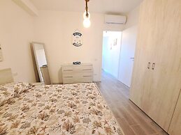 Air-conditioned, in Residence, With Pool and Patio