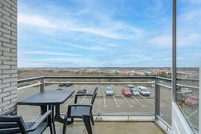 4-person Apartment With Island View