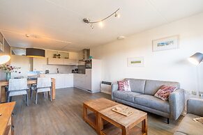 Comfortable 4-person Apartment With Terrace and View